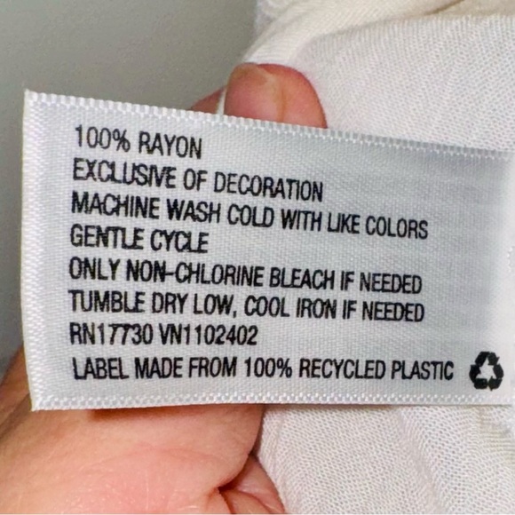 Xhilaration (Target) | Elegant White Women's Top - Picture 13 of 13